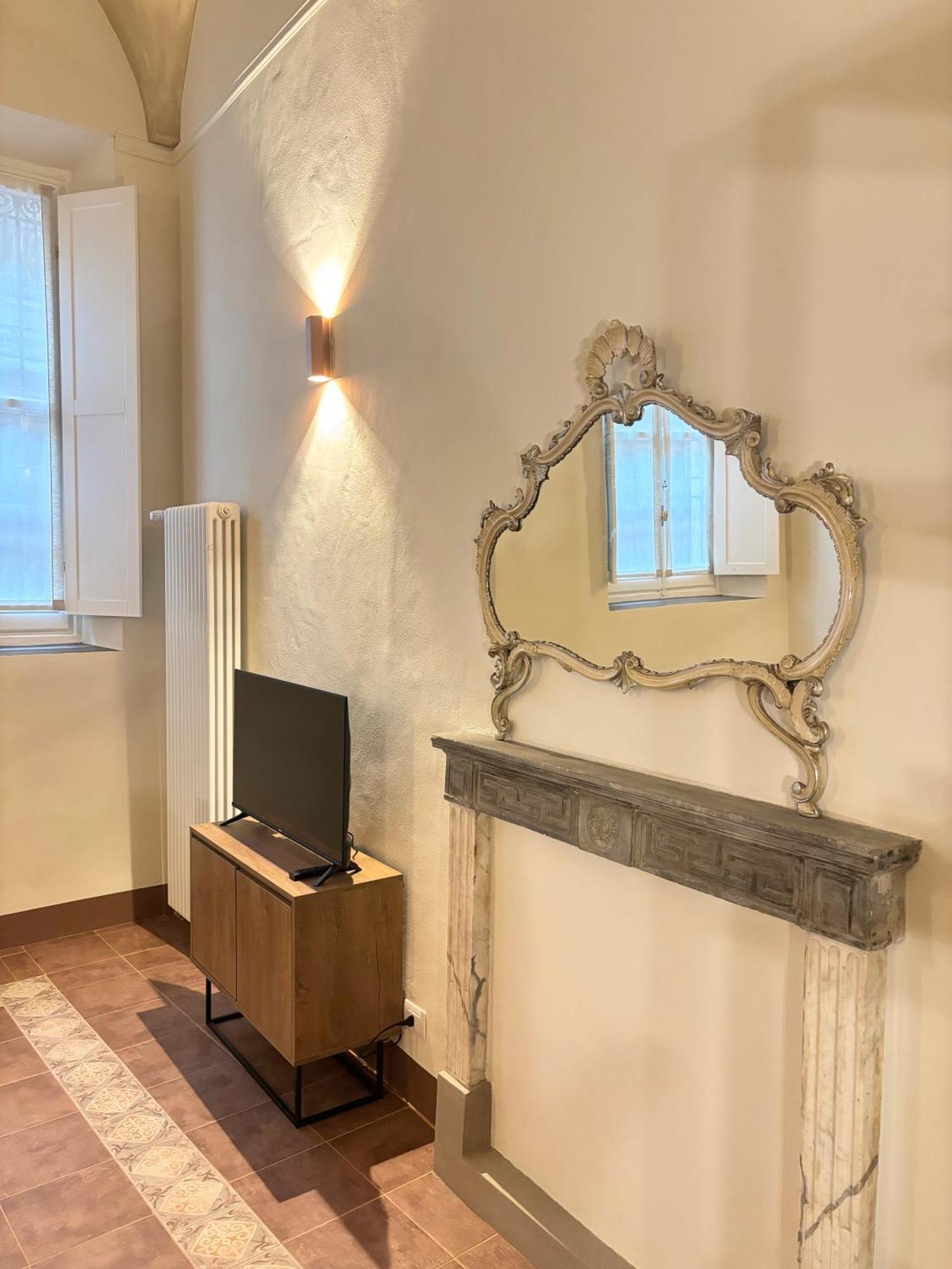 Appartamento L'Antica Colonna, In Centro Storico Parma Esterno foto
